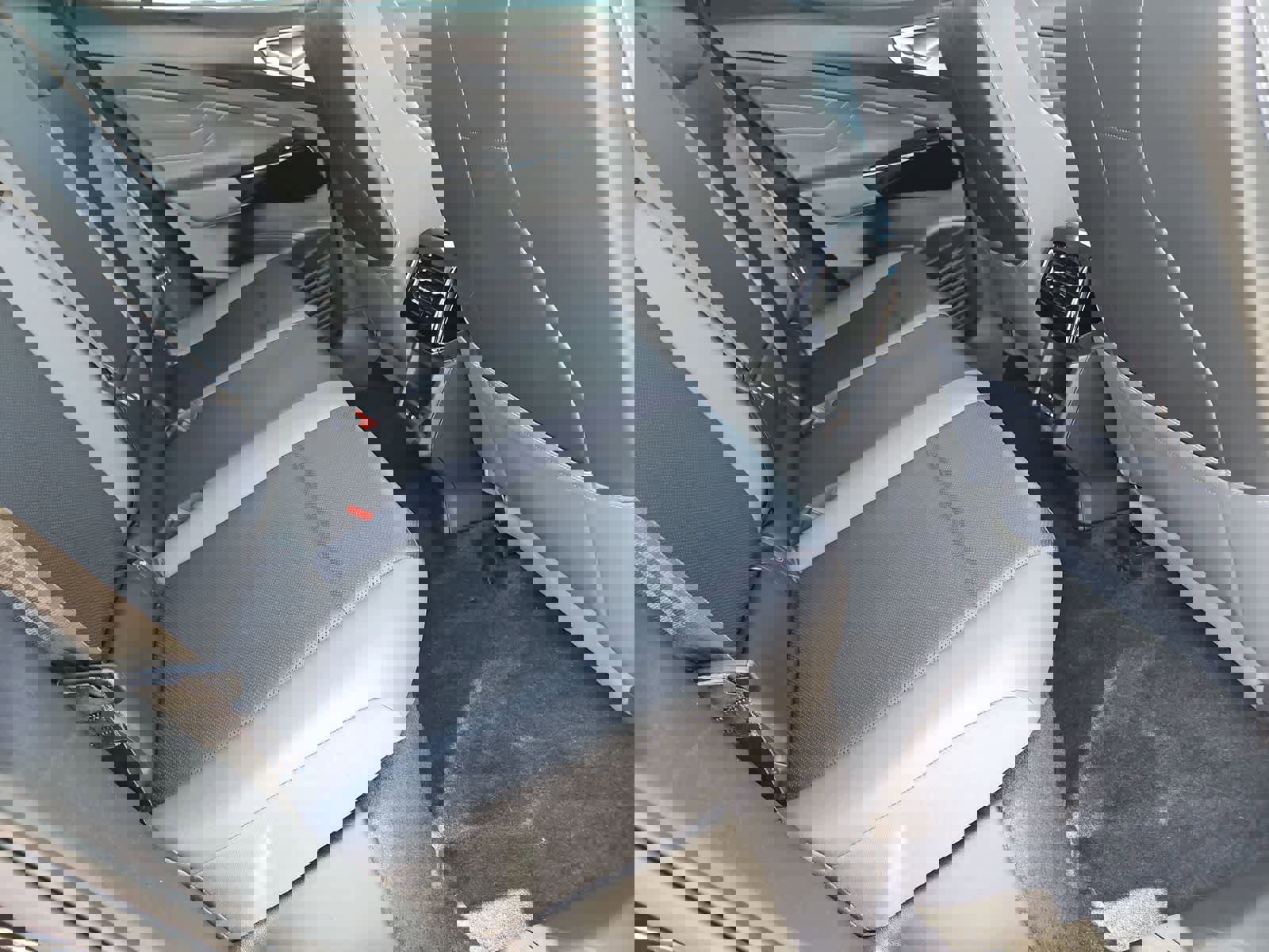 Used 2023 Volkswagen ID.4 S image 19