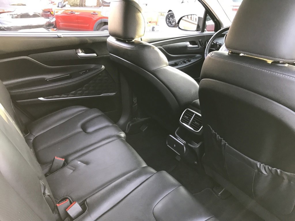 Used 2020 Hyundai Santa Fe Limited w/ Cargo Package image 6