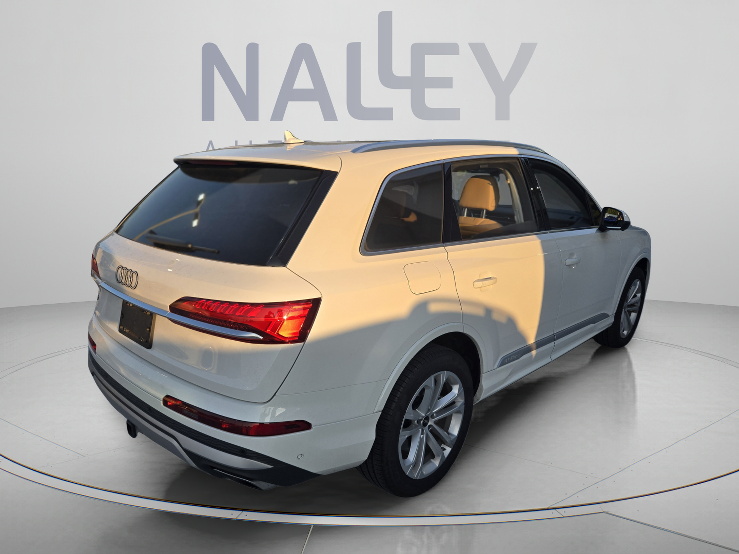 Used 2025 Audi Q7 2.0T Premium Plus AWD/4WD image 4