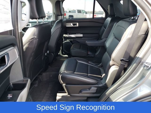 Used 2023 Ford Explorer XLT w/ Equipment Group 202A image 30