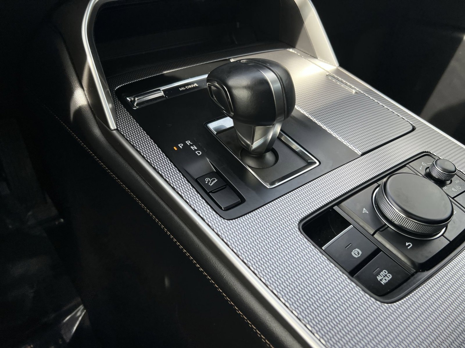 Used 2024 MAZDA CX-90 3.3 Turbo w/ Preferred Package image 29