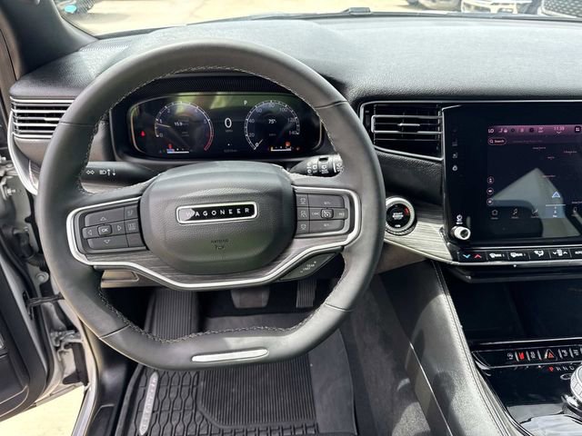 Used 2024 Jeep Wagoneer L Series II w/ Flexible Seating Group image 25