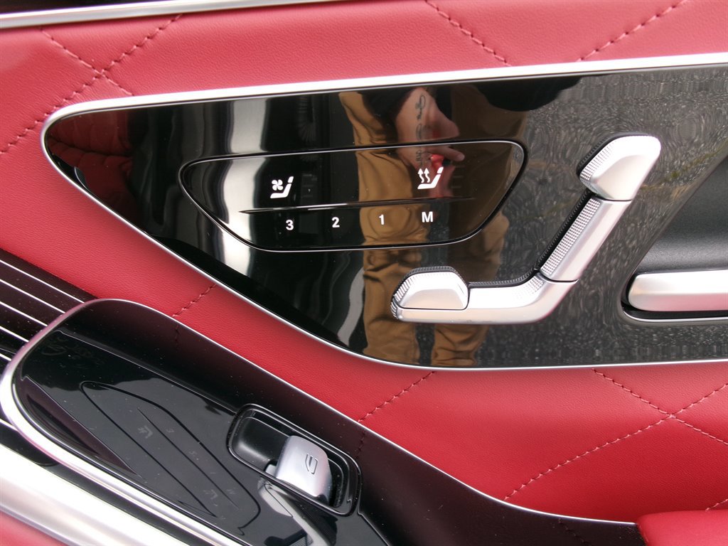 Used 2023 Mercedes-Benz S 580 4MATIC Sedan image 19