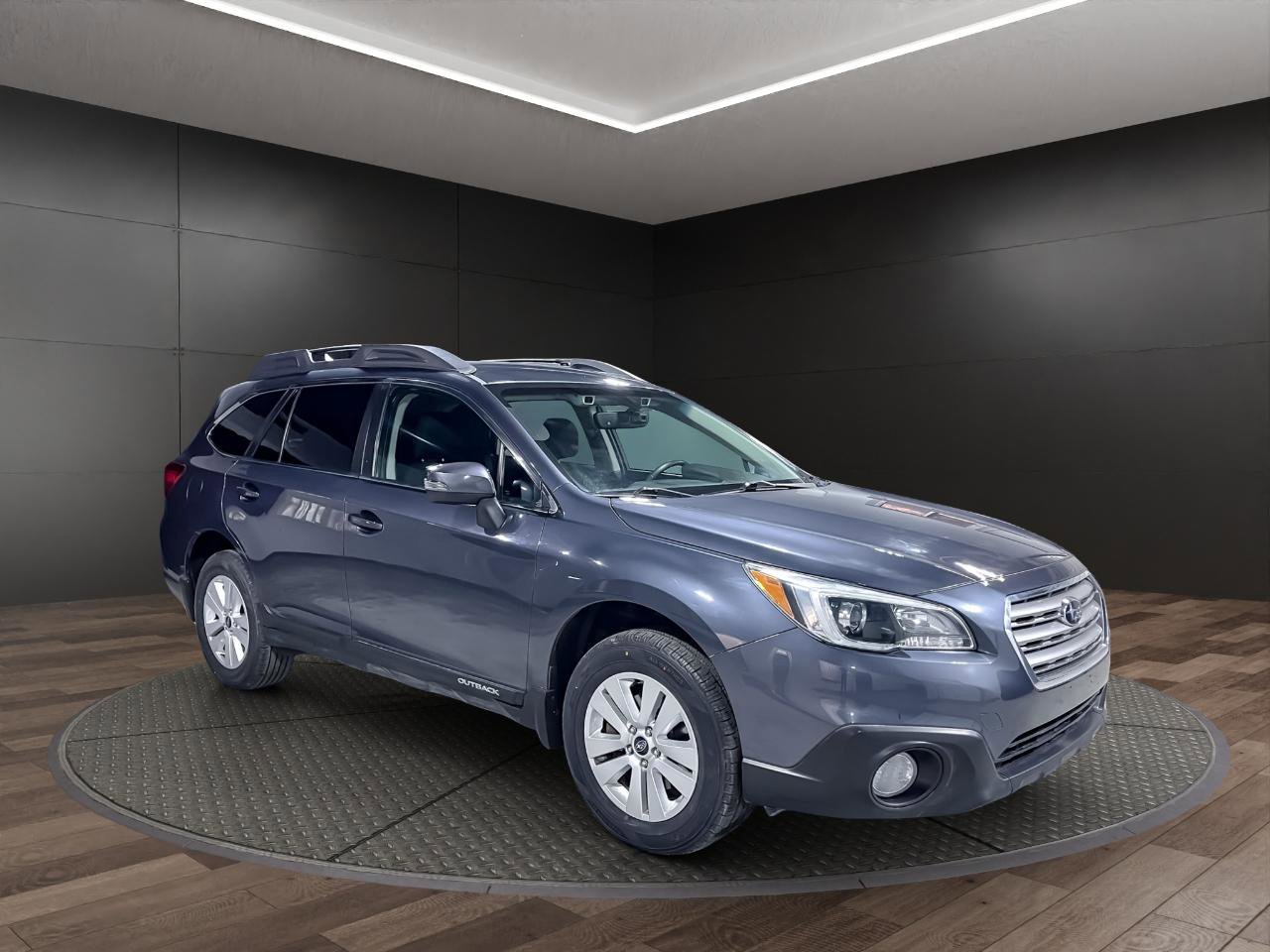 Used 2017 Subaru Outback 2.5i Premium image 2