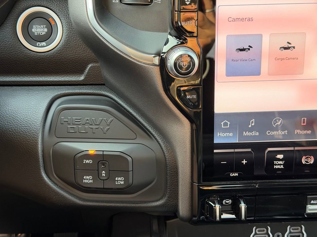 New 2026 RAM 2500 Laramie AWD/4WD image 22