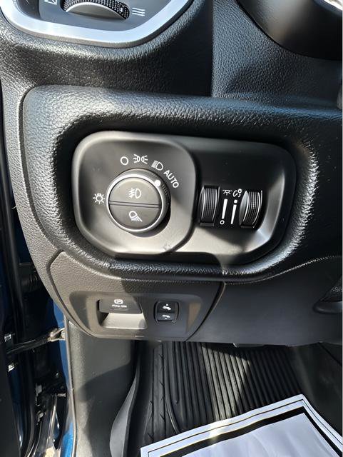 Used 2019 RAM 1500 Big Horn AWD/4WD image 21