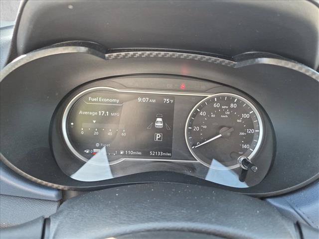 Used 2025 Nissan Versa SV FWD image 11