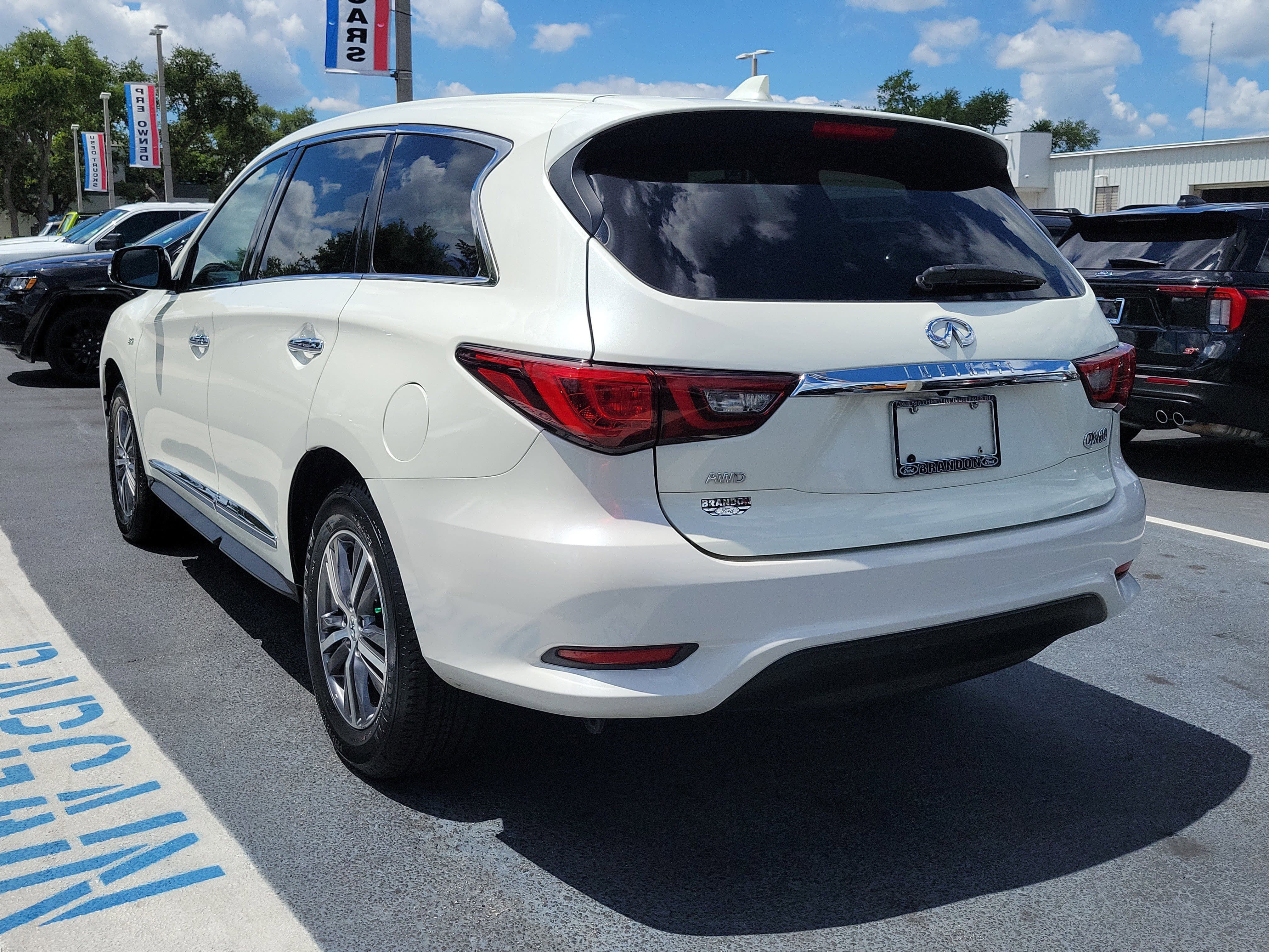 Used 2020 INFINITI QX60 Pure AWD/4WD image 7