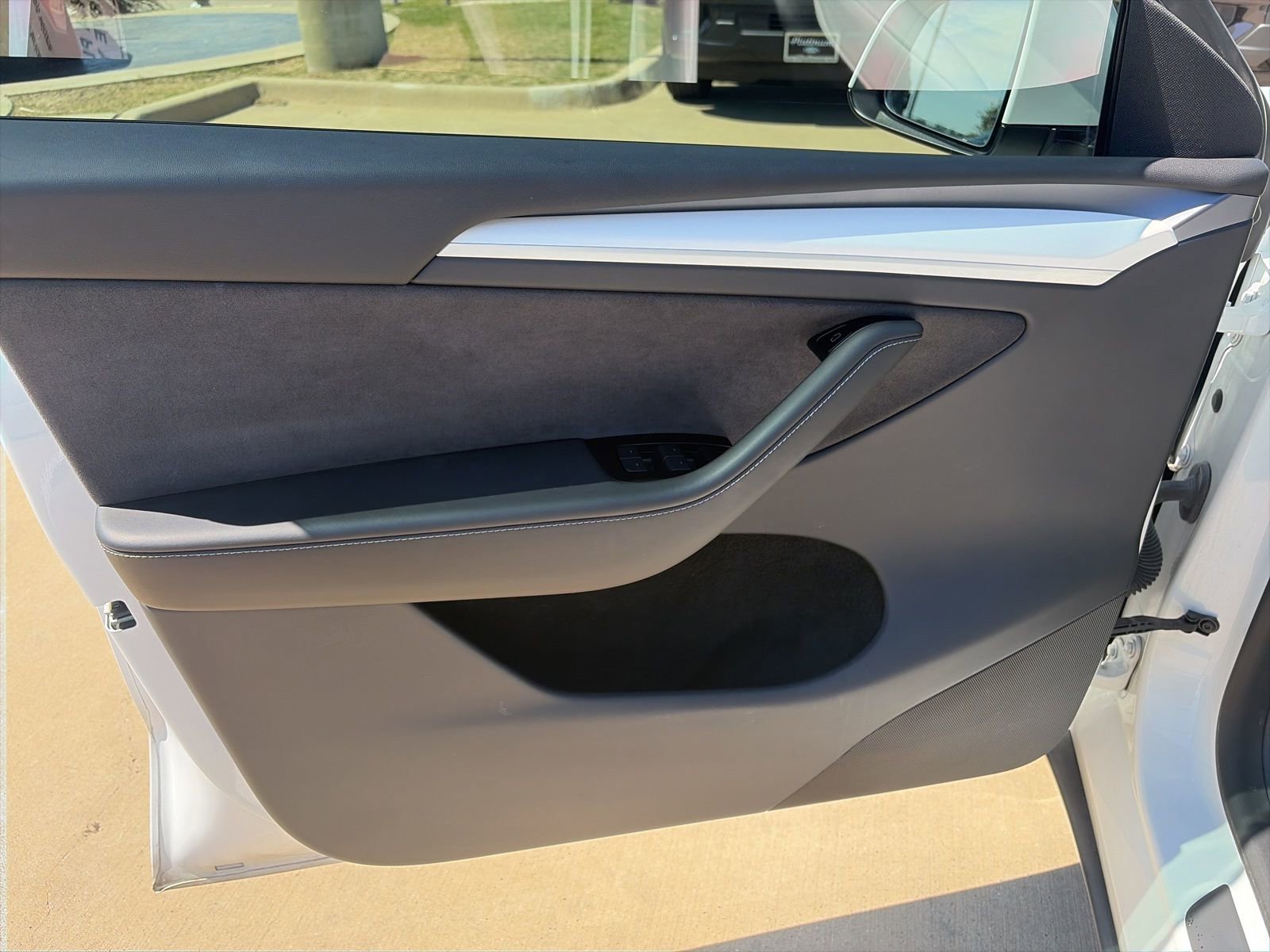 Used 2023 Tesla Model Y Long Range image 12