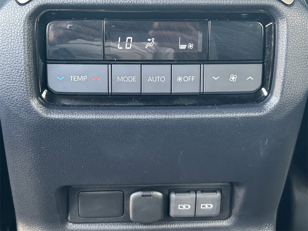 Used 2025 Toyota Land Cruiser image 20