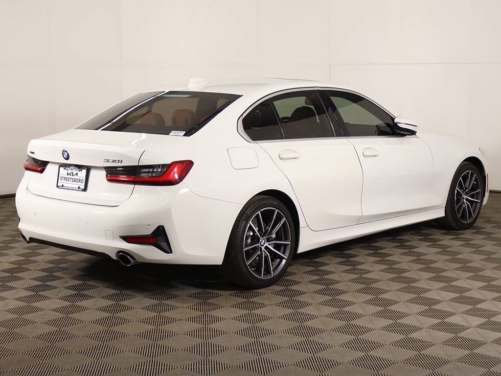 Used 2020 BMW 330i xDrive Sedan w/ Convenience Package AWD/4WD image 11
