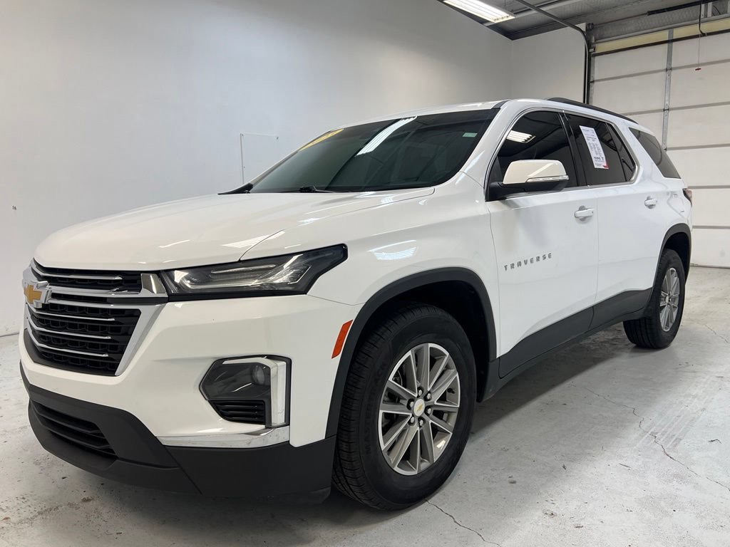 Used 2023 Chevrolet Traverse LT FWD image 12