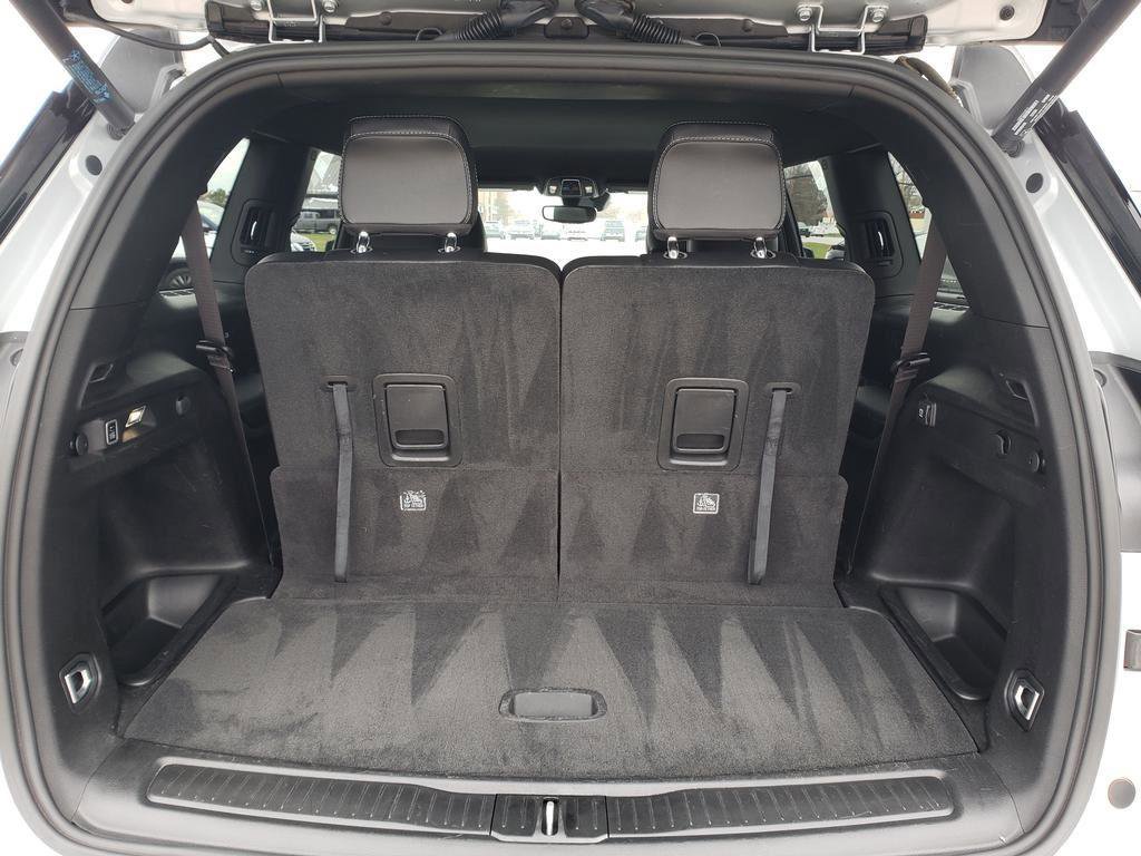 Used 2023 Jeep Grand Cherokee L Laredo image 9