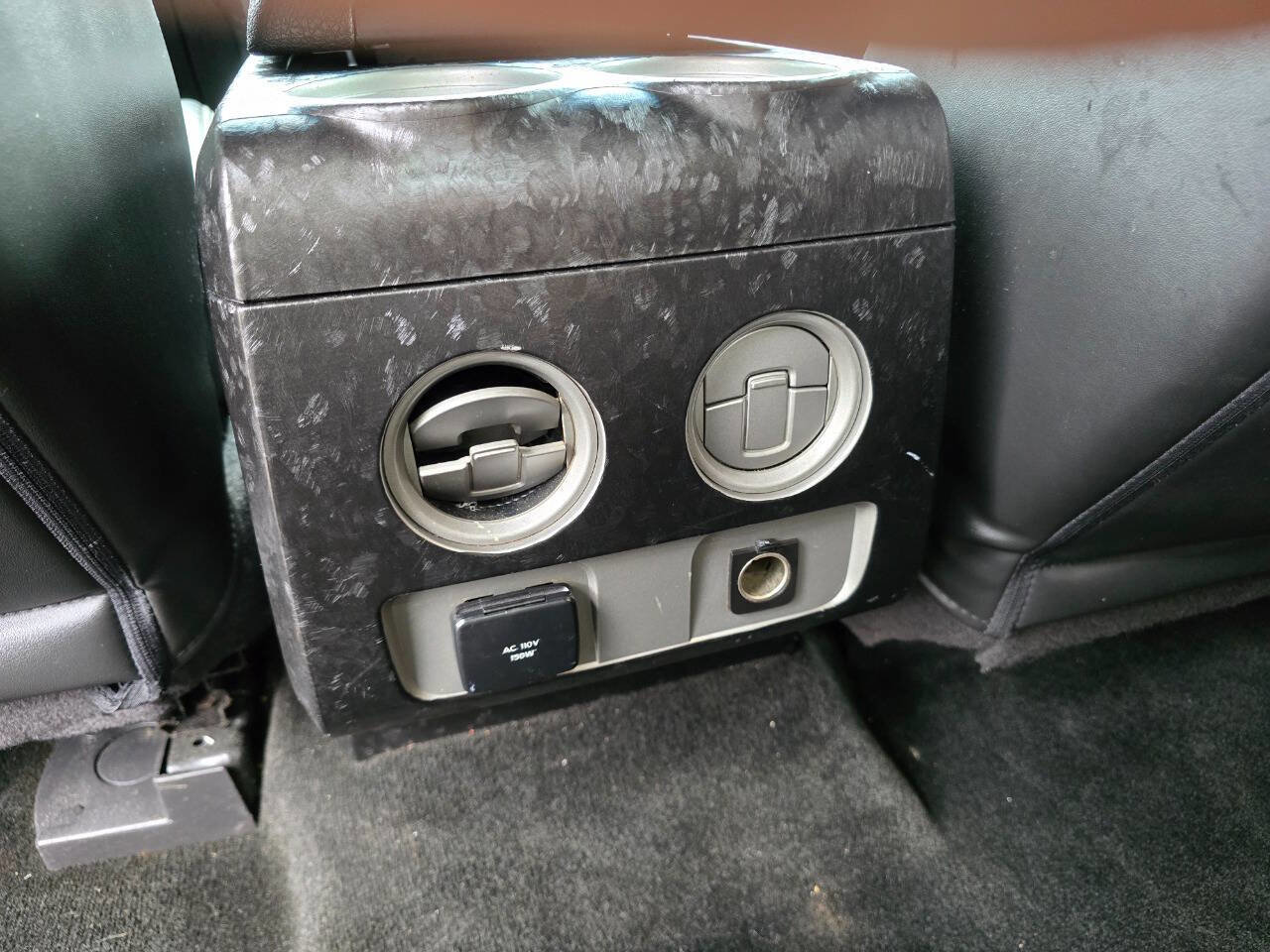 Used 2011 Ford F150 Raptor image 26