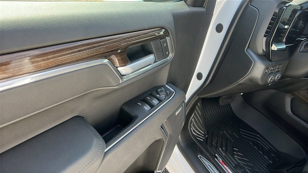 New 2026 Chevrolet Silverado 1500 RST image 12