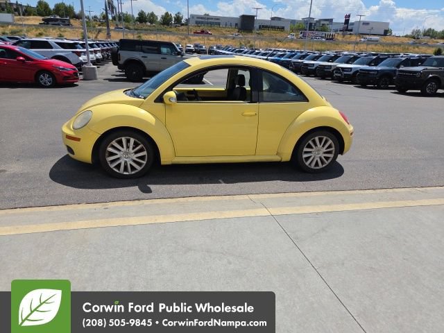Used 2008 Volkswagen Beetle S FWD image 11