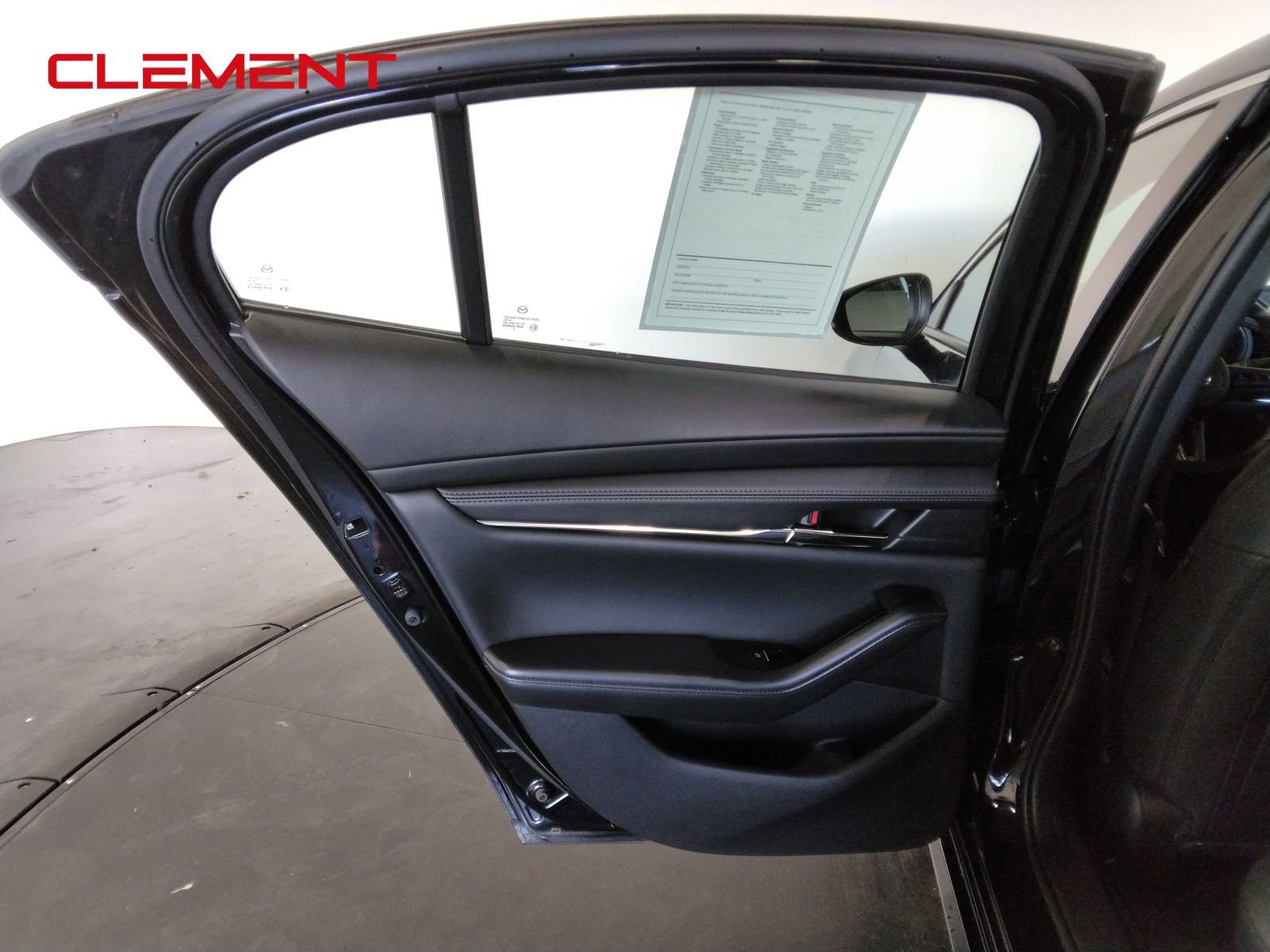 Used 2025 MAZDA MAZDA3 s image 31