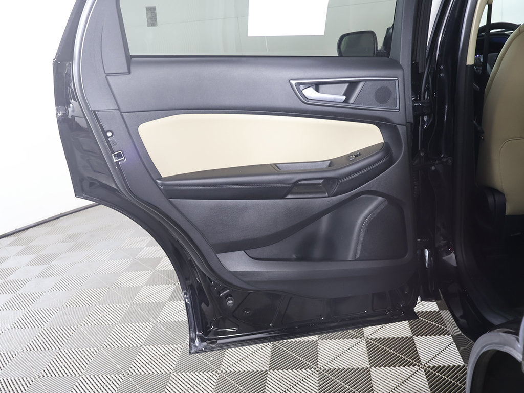 Used 2024 Ford Edge SE AWD/4WD image 22