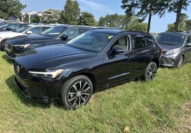 Used 2023 Volvo XC60 B5 Plus w/ Climate Package AWD/4WD image 1