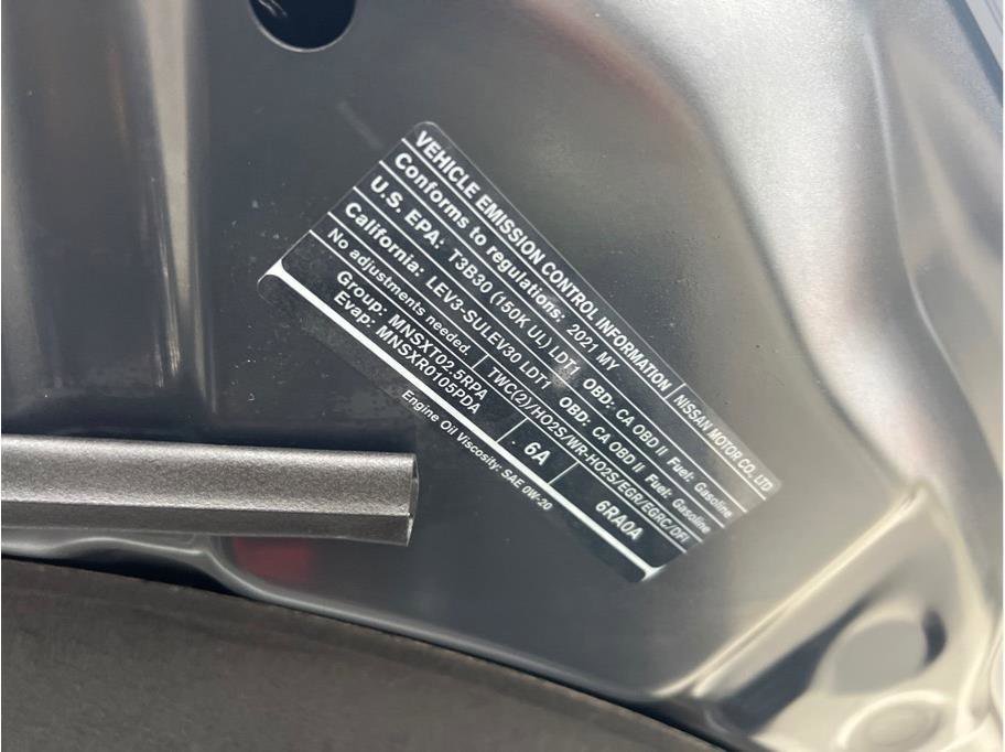 Used 2021 Nissan Rogue S image 22