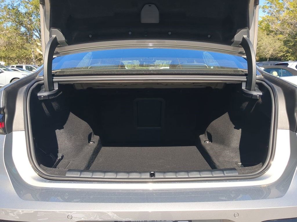 New 2026 BMW 740i w/ Premium Package image 13