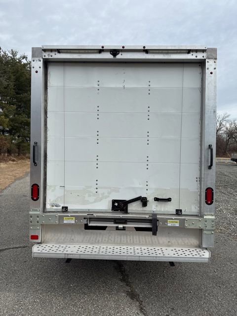 Used 2023 Chevrolet Express 3500 w/ Power Convenience Package RWD image 7