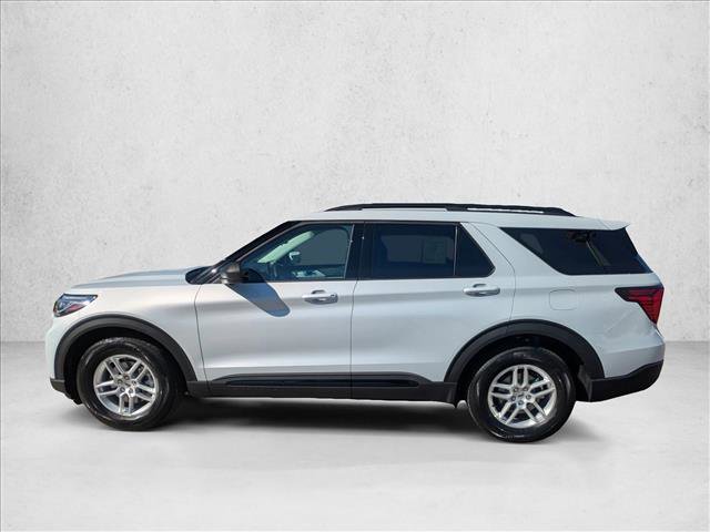 New 2026 Ford Explorer Active image 5