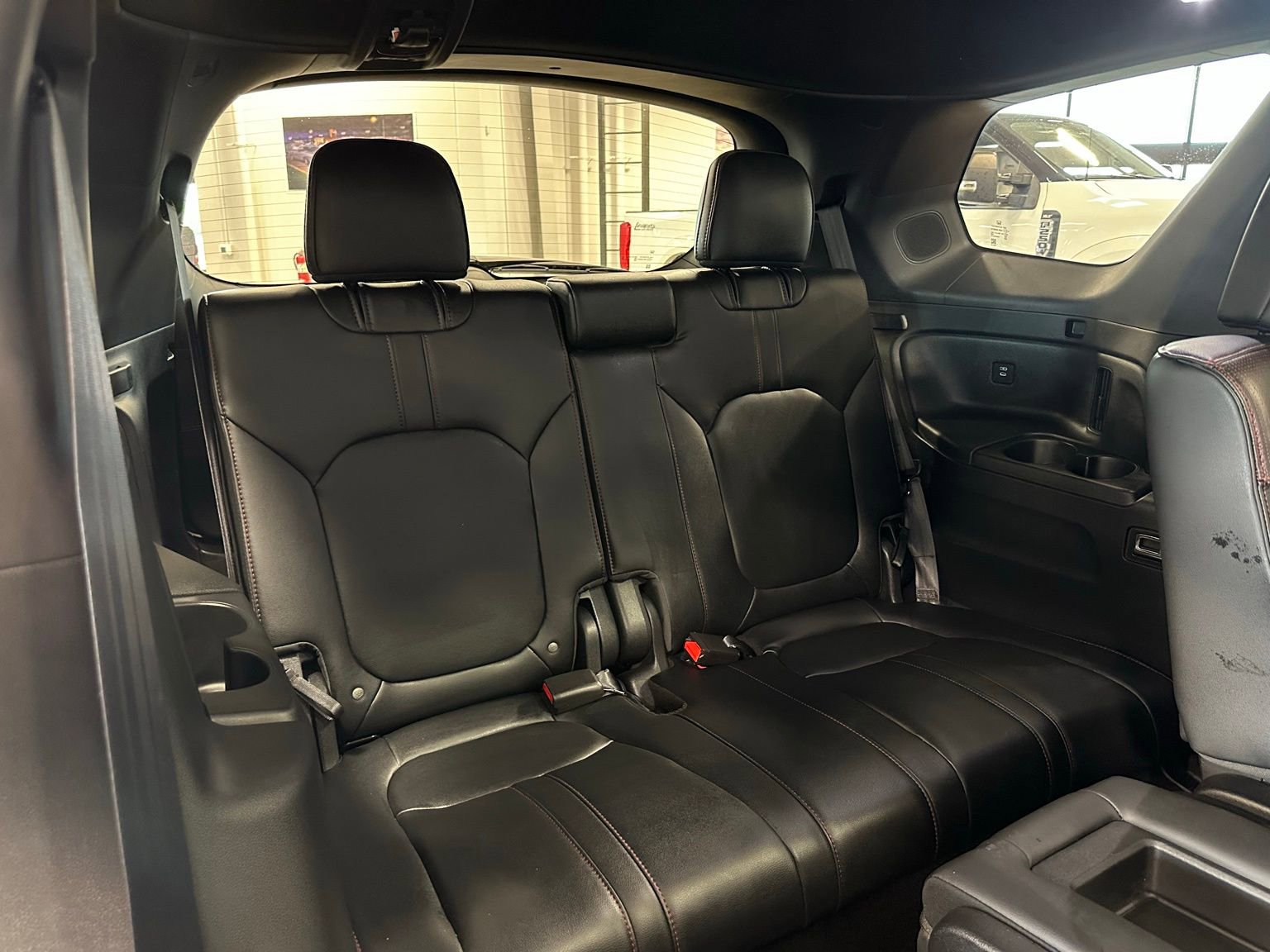 Used 2025 Honda Pilot Black Edition image 49