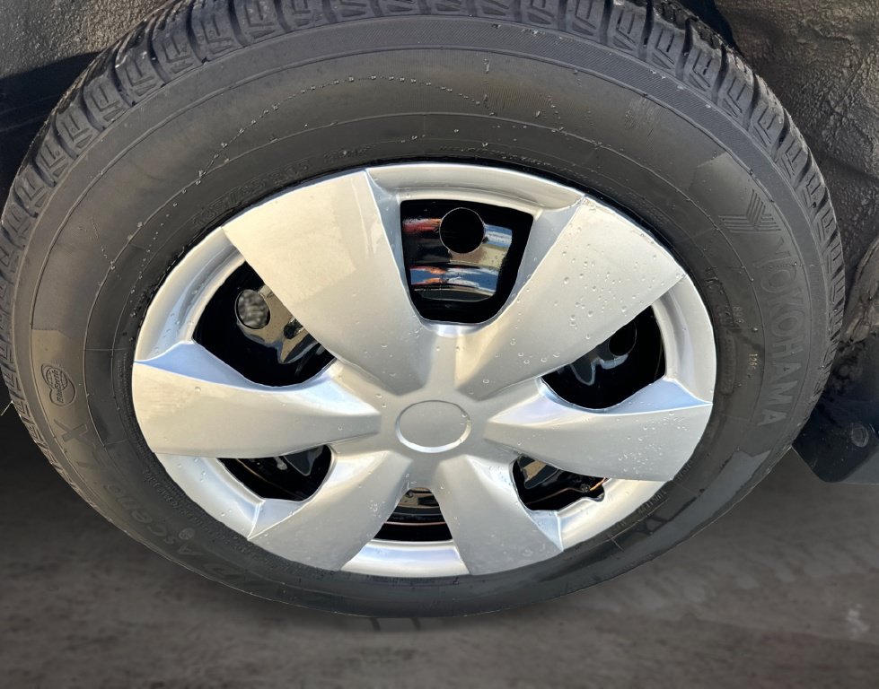 Used 2011 Nissan Versa 1.8 S w/ Plus Pkg FWD image 16