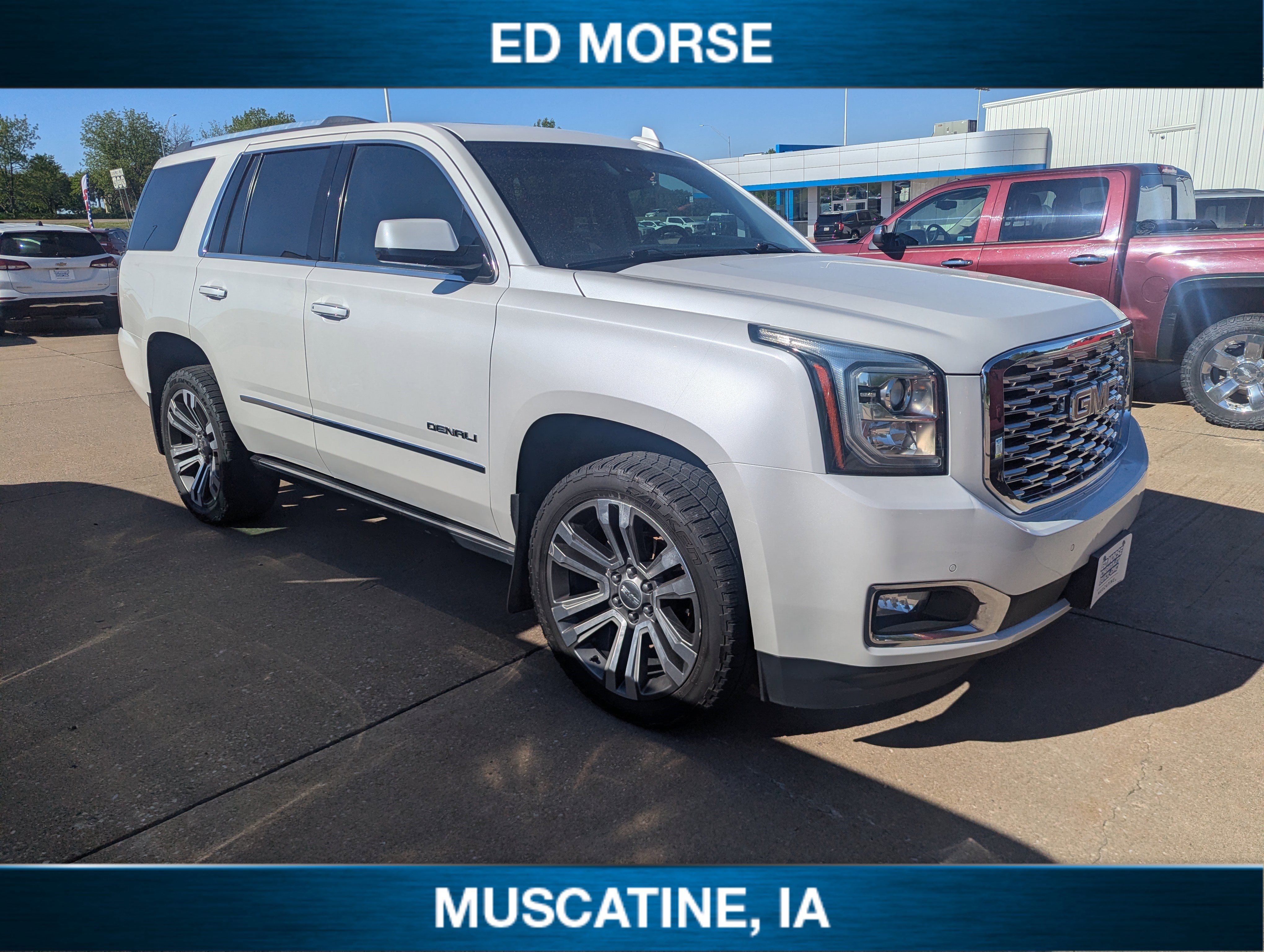 Used 2019 GMC Yukon Denali w/ Denali Ultimate Package AWD/4WD image 2