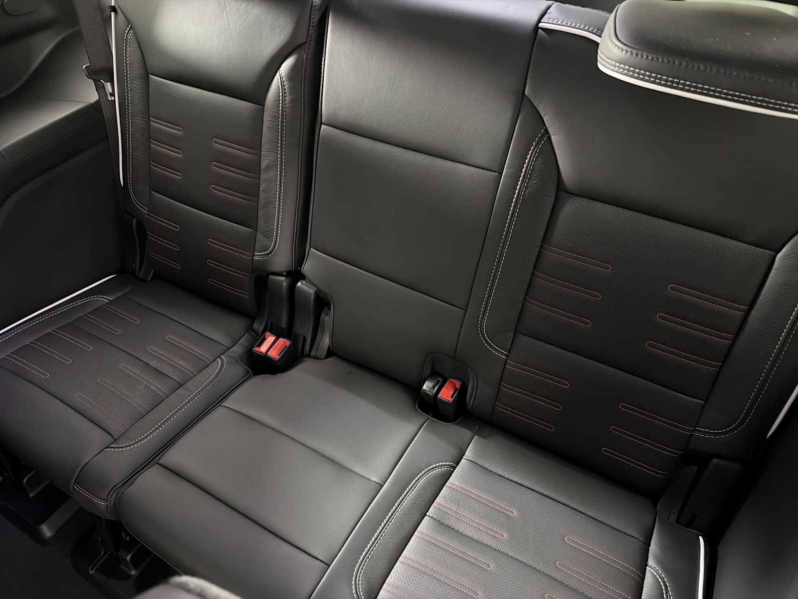 New 2026 GMC Yukon AT4 Ultimate AWD/4WD image 21