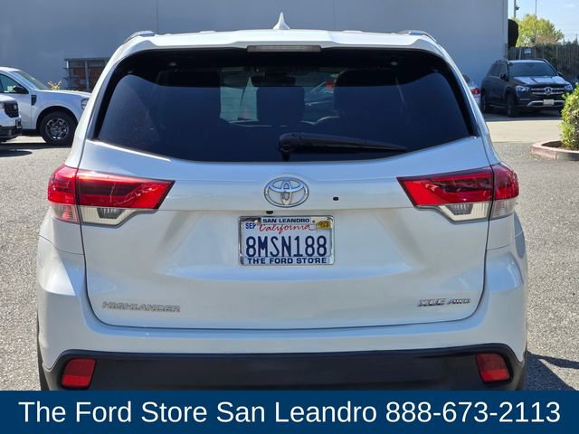 Used 2019 Toyota Highlander XLE image 7