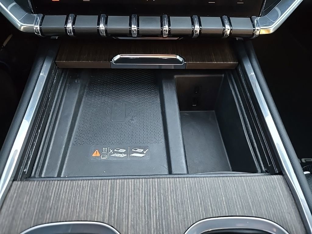 Used 2024 GMC Acadia Denali w/ Super Cruise Package image 26