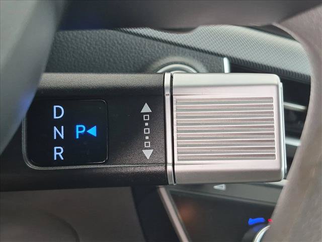 Used 2025 Hyundai Sonata SEL FWD image 12