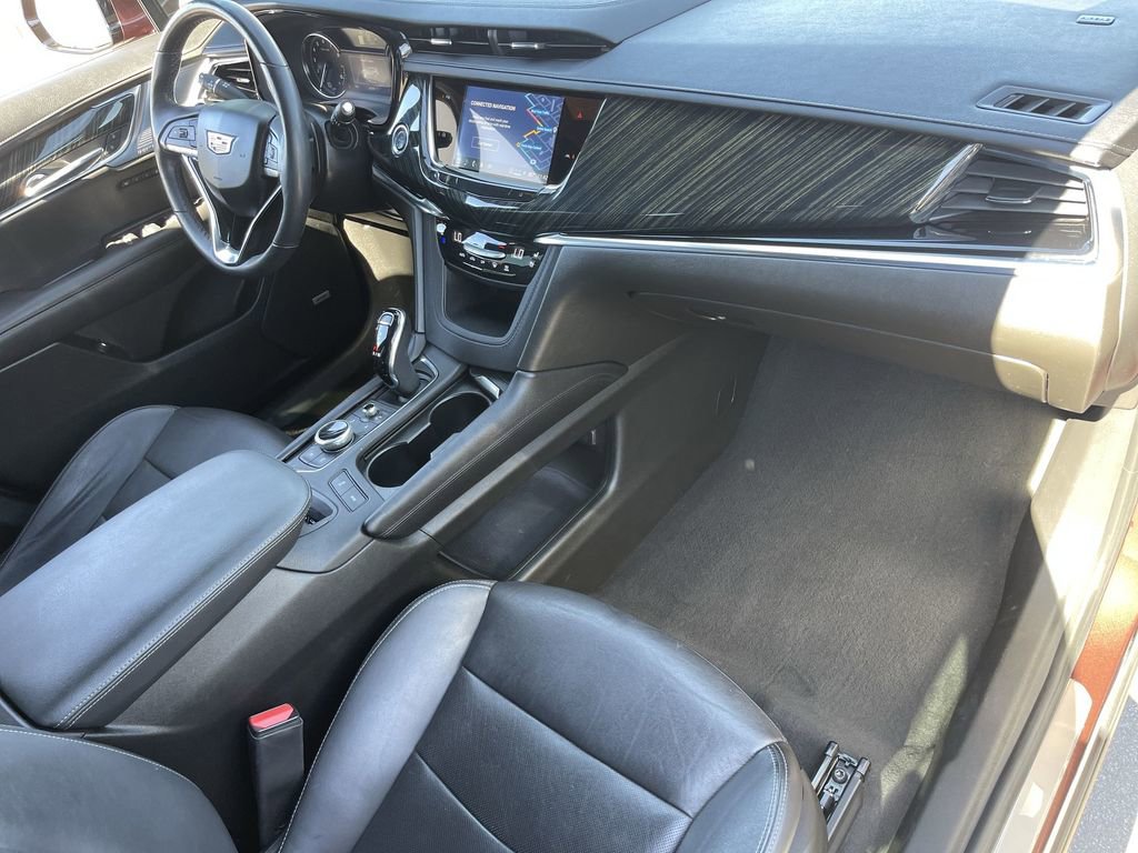 Used 2023 Cadillac XT6 Premium Luxury image 29