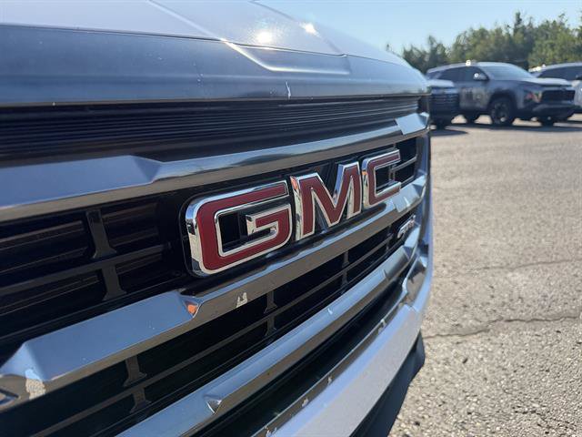 Used 2022 GMC Terrain AT4 w/ Infotainment Package II AWD/4WD image 10