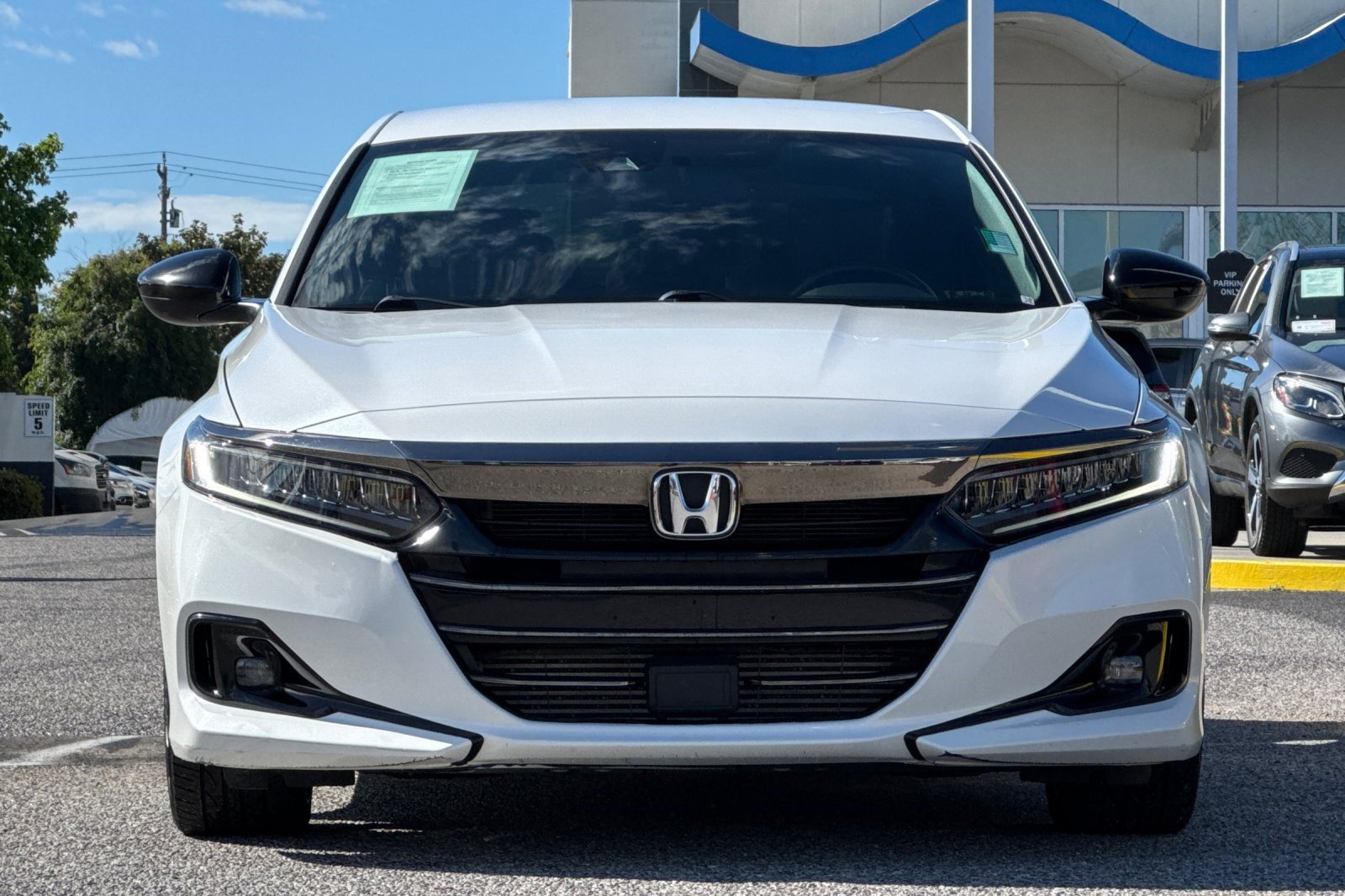 Used 2022 Honda Accord Sport image 5