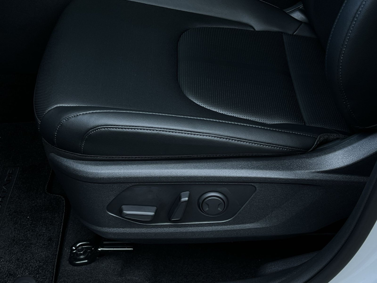 New 2026 Kia Sportage EX AWD/4WD image 18