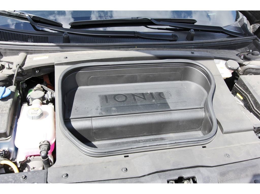 Used 2024 Hyundai Ioniq 6 Limited image 35