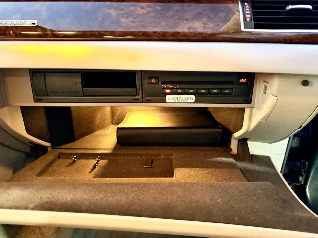 Used 2008 Audi S8 AWD/4WD image 36