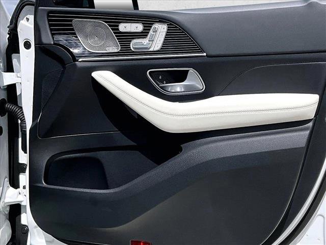 Certified 2025 Mercedes-Benz GLE 450e 4MATIC image 19