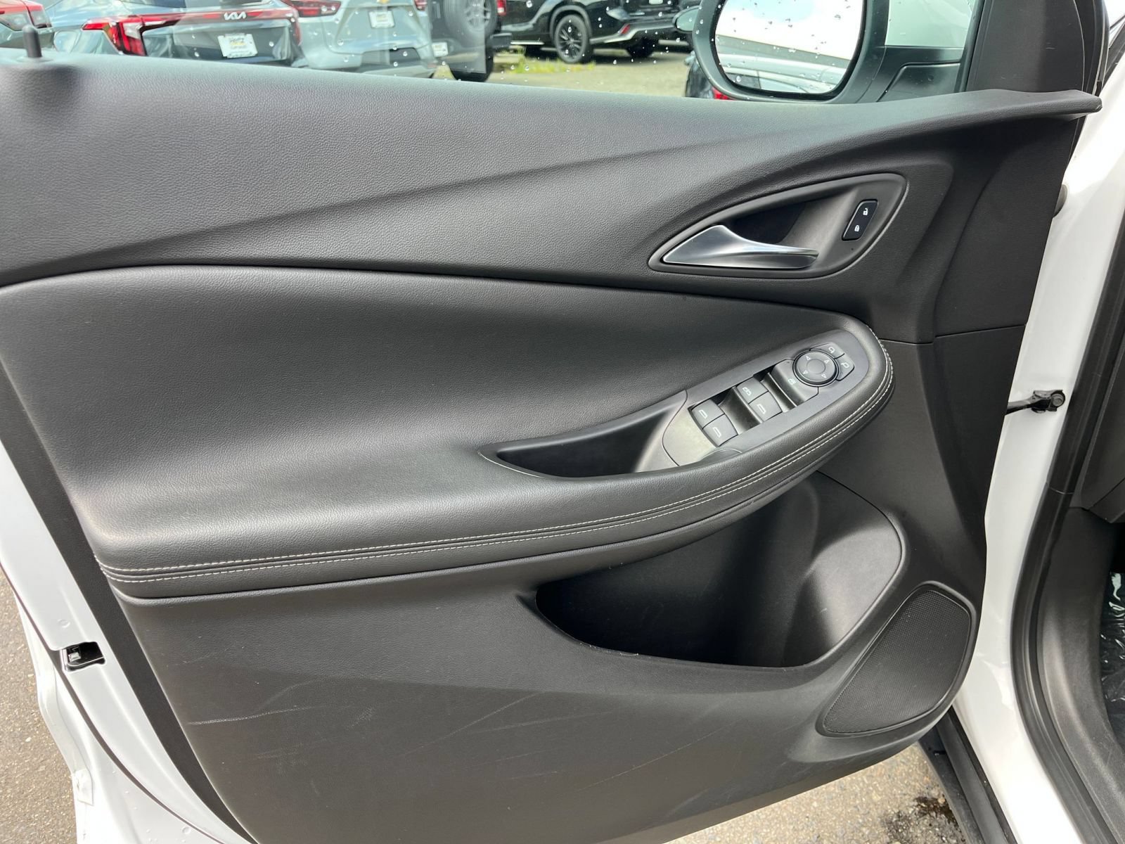 Used 2025 Buick Encore GX Preferred FWD image 18