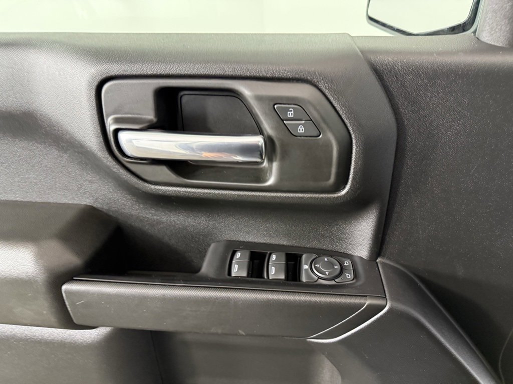 Used 2019 Chevrolet Silverado 1500 Custom image 18