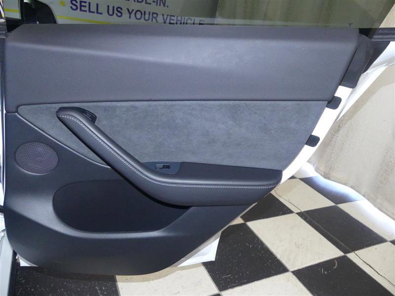 Used 2021 Tesla Model Y 2WD image 26