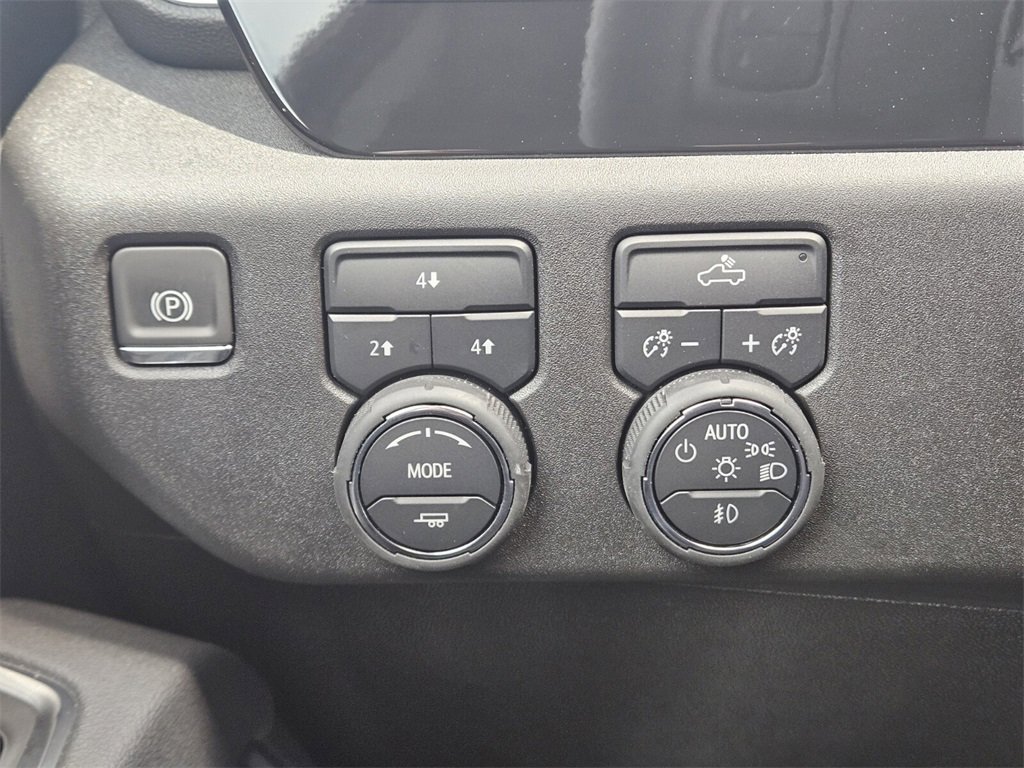 New 2025 Chevrolet Silverado 2500 LT image 23