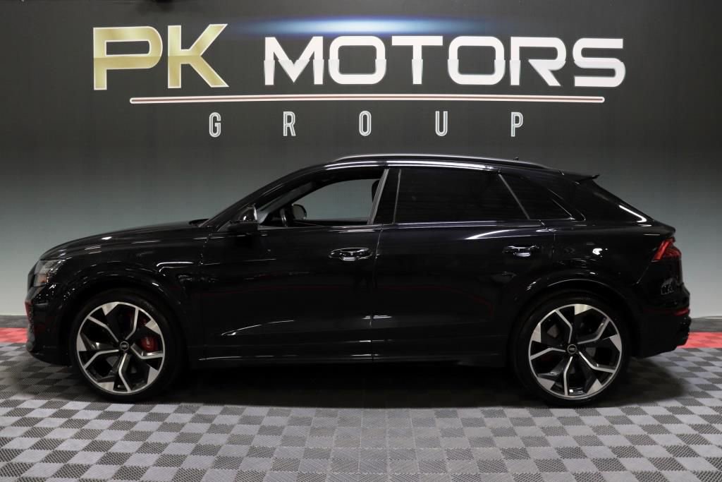 Used 2021 Audi RS Q8 w/ Black Optic Package AWD/4WD image 3