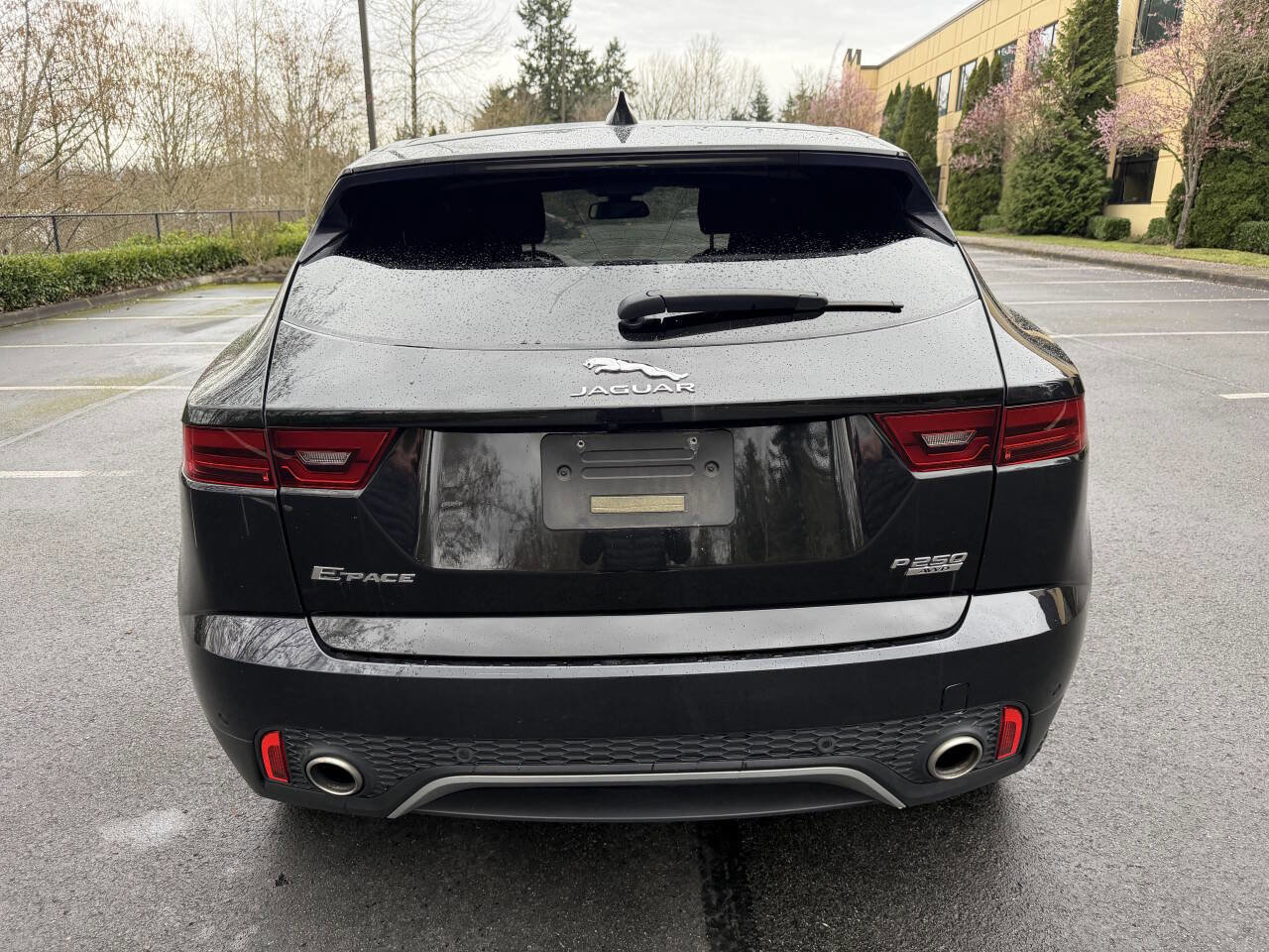 Used 2019 Jaguar E-PACE image 6