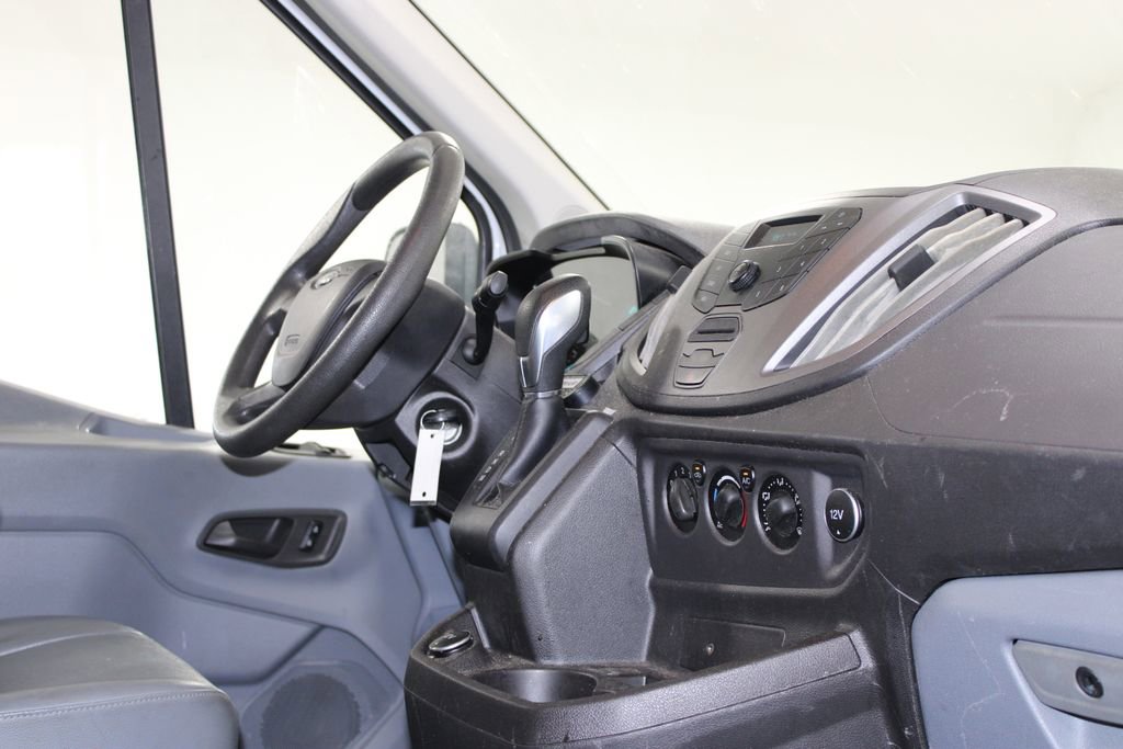 Used 2018 Ford Transit 150 XL image 13