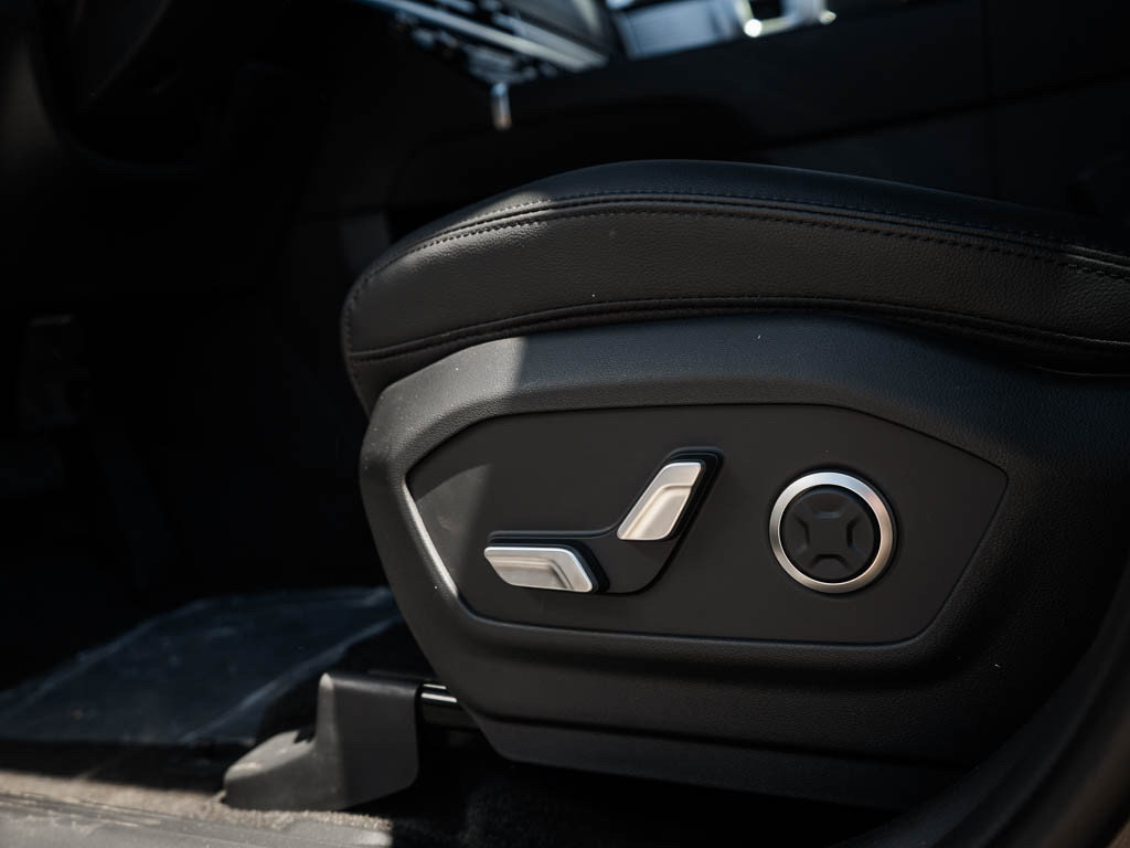 New 2026 Hyundai Santa Fe Limited AWD/4WD image 19