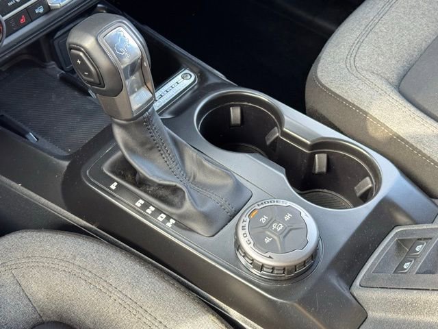 Used 2025 Ford Bronco Big Bend image 32